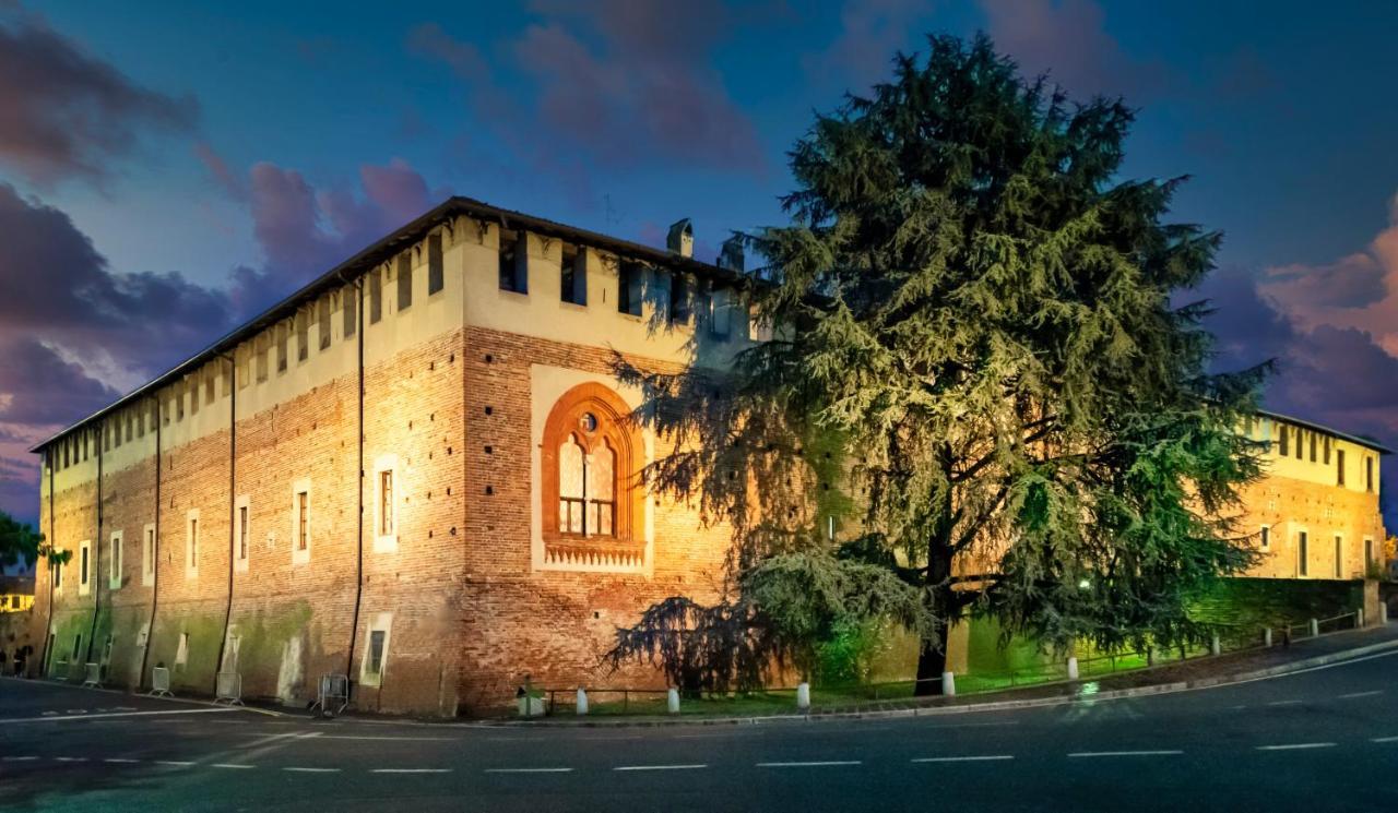 Borgo Zelata Aparthotel Bereguardo Exterior photo